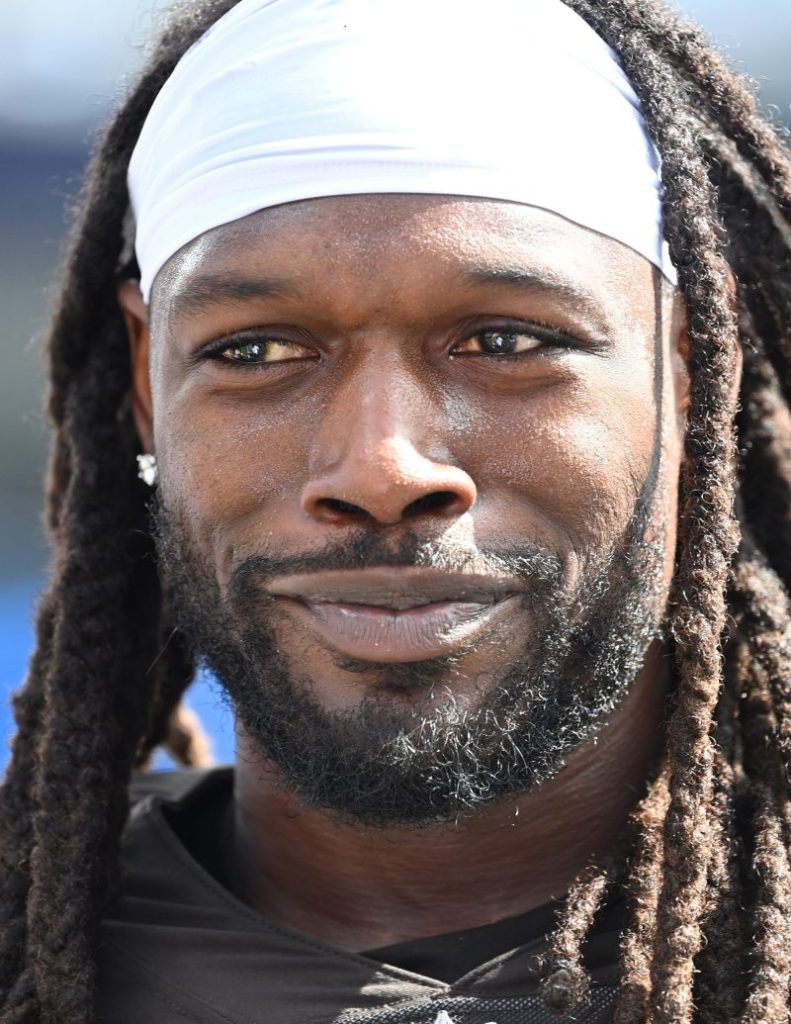 Jadeveon Clowney was arrested days before signing with Cowboys