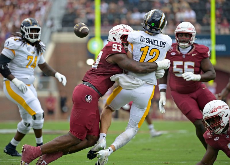 A’tiq Muhammad injury update: Kent State DB carted off against FSU
