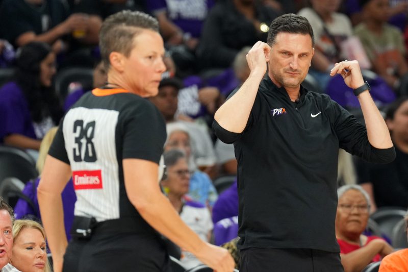 Mercury coach Nate Tibbetts ejected from WNBA Finals, rips refs