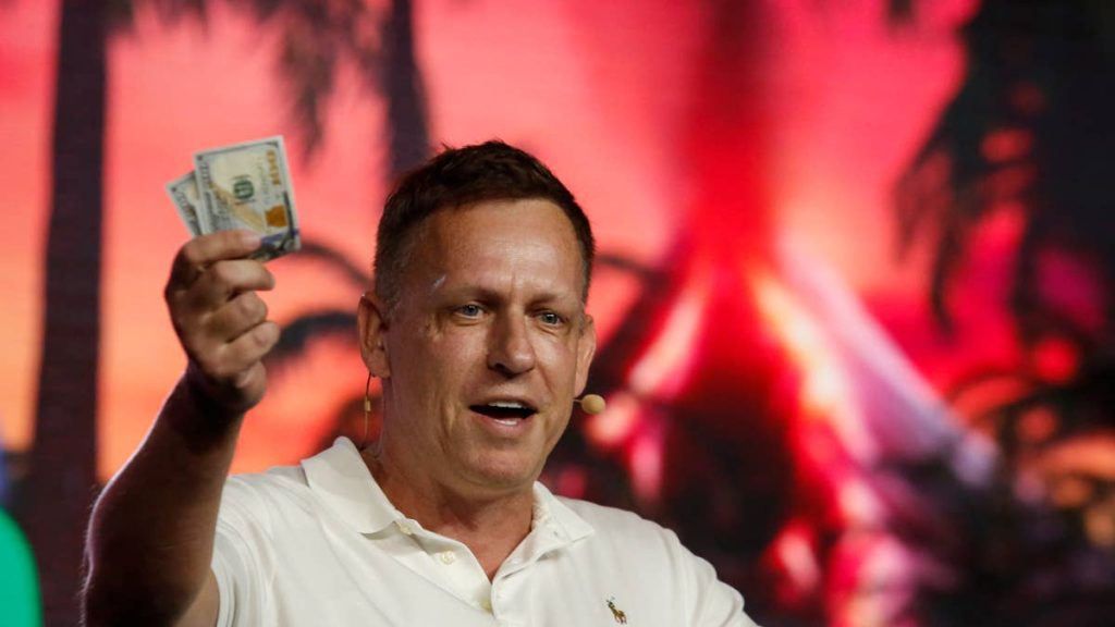 Peter Thiel invests $118 million in surging big tech stock