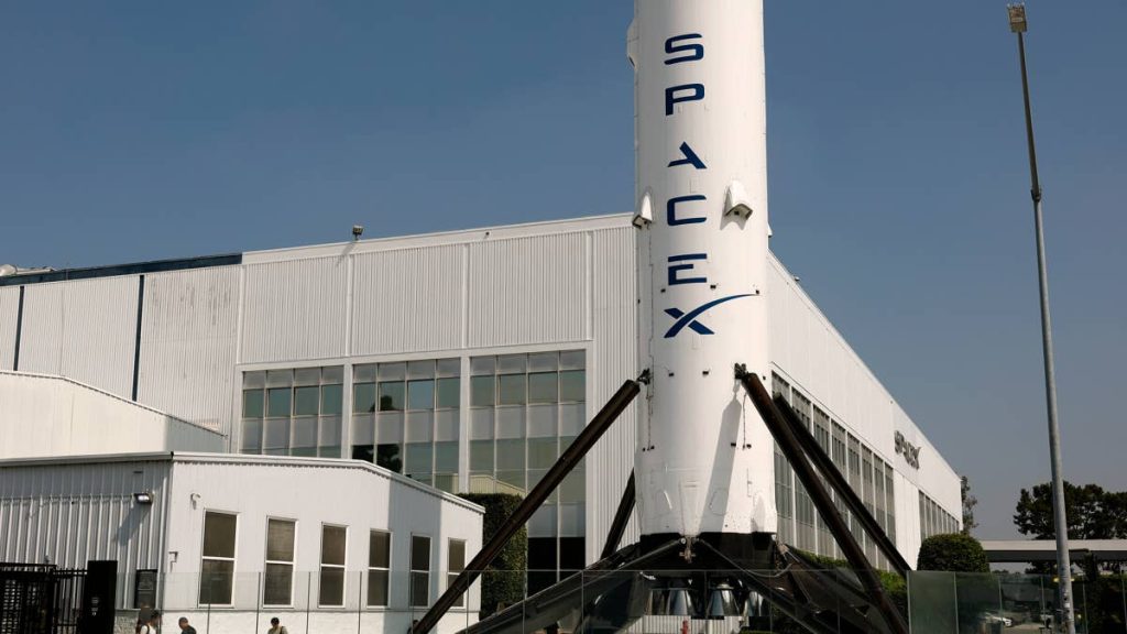 Former Fidelity manager sends troubling SpaceX signal