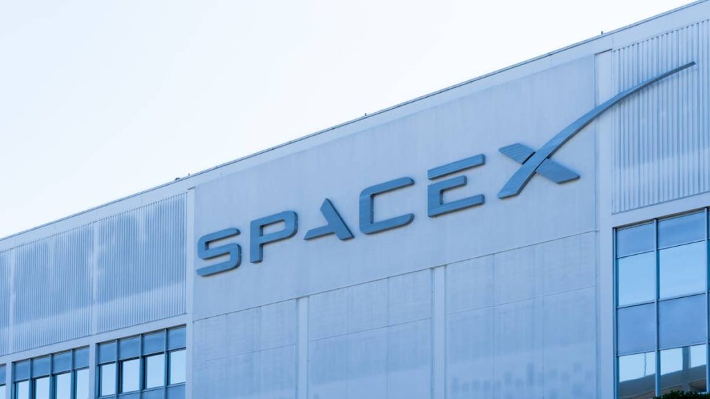 World’s biggest wealth fund buys $1.2 billion of SpaceX stock